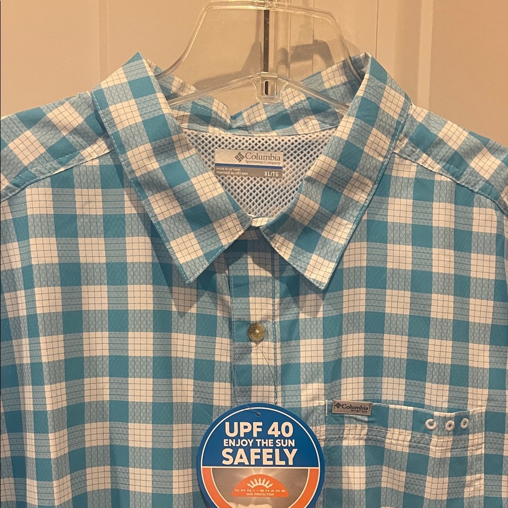Columbia Men's Teal and White Plaid Button-Down Shirt